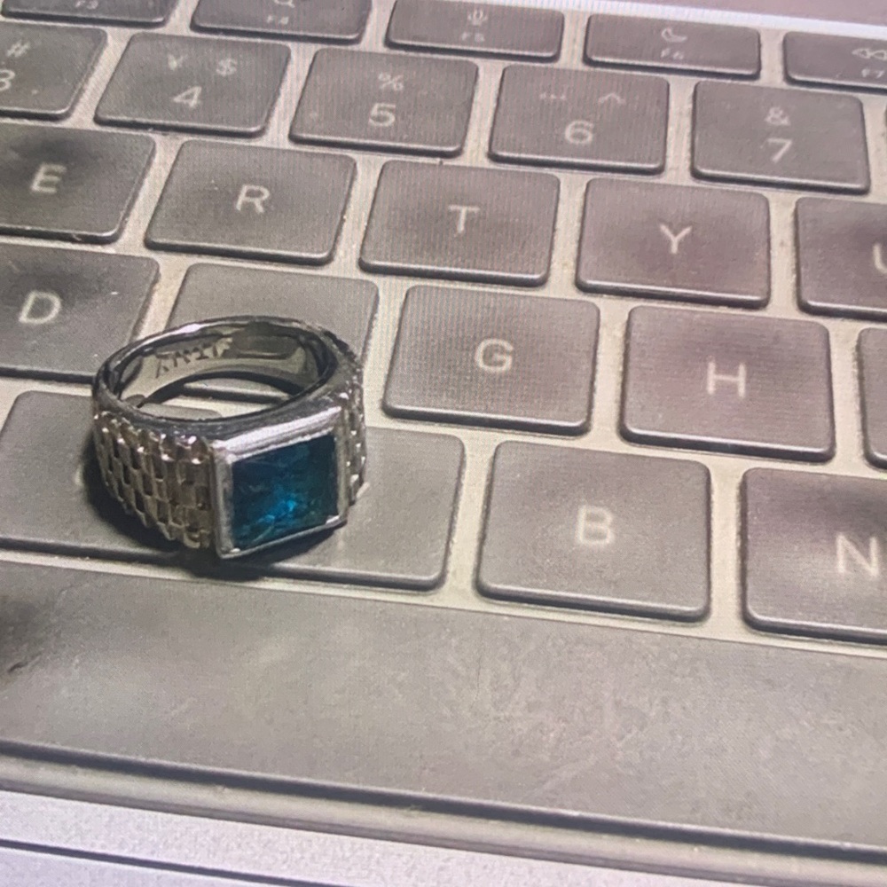 Elegant Silver and Blue Women's Ring - Picture 3 of 3